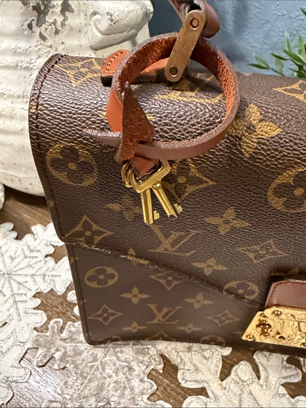 Authentic Vintage monogram Concorde bag - Picture 12 of 12